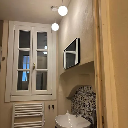 Apartment Loggia Dei Pisani Zona Acquario-ianua Maris Genoa